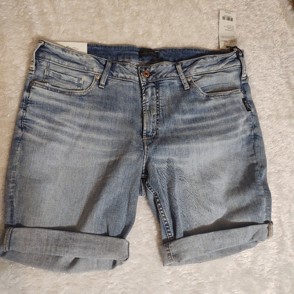 silver jeans bermuda shorts